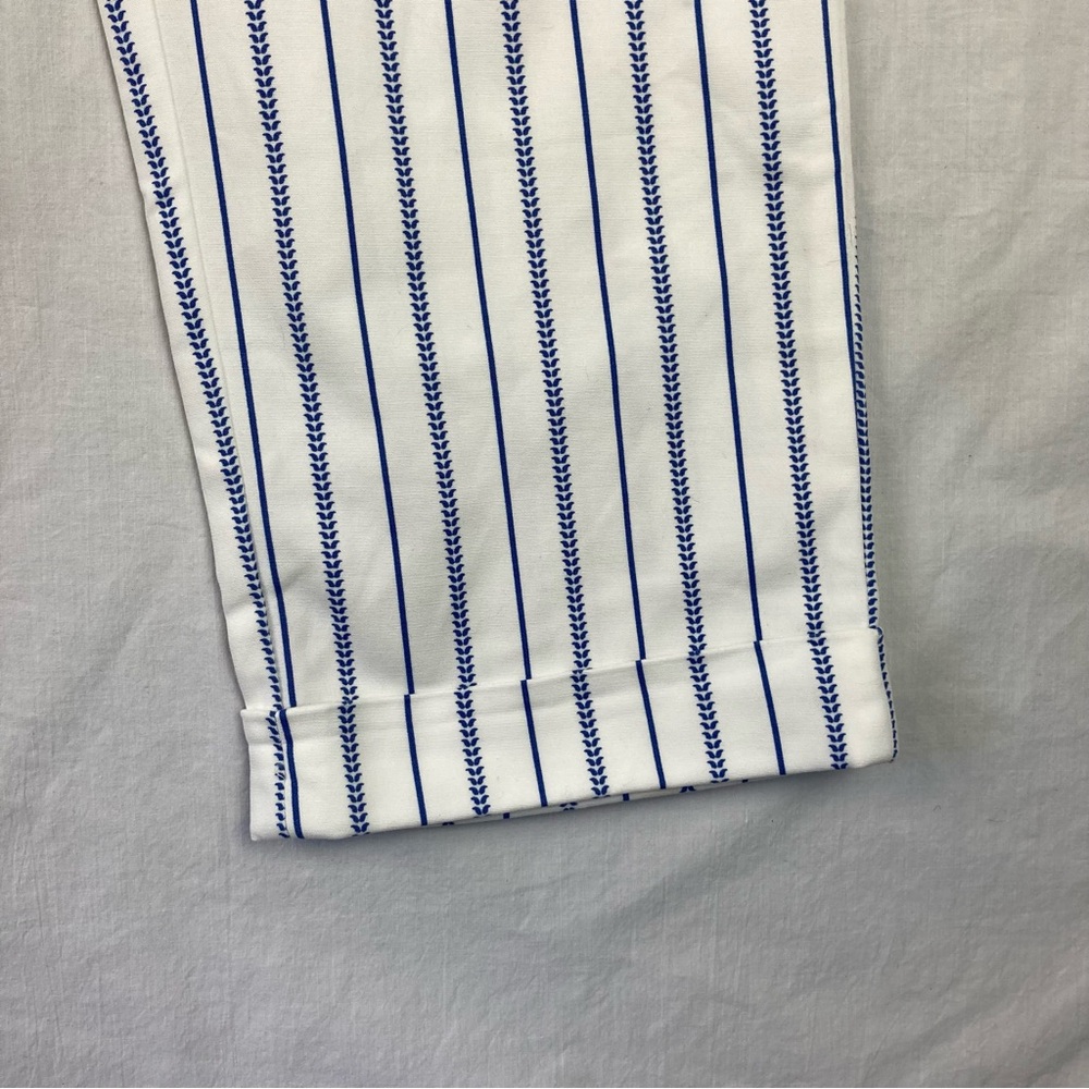 Chico's So Slimming Crop Pants size 8 Striped cuff - Picture 13 of 16